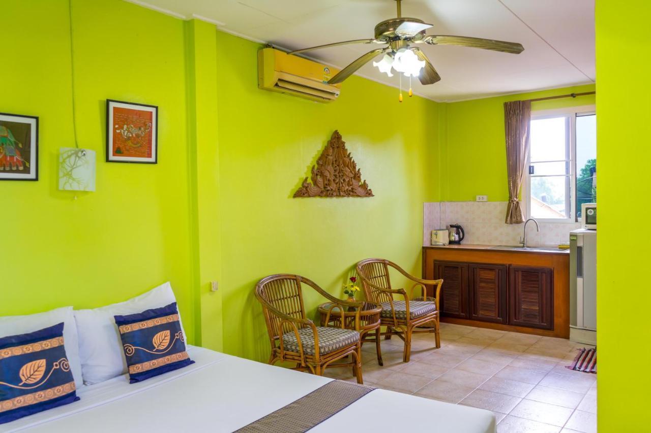 Chez Charly Bungalow Nai Yang Beach Екстериор снимка