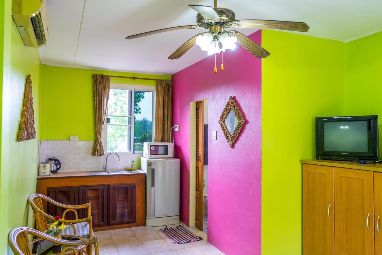 Chez Charly Bungalow Nai Yang Beach Екстериор снимка