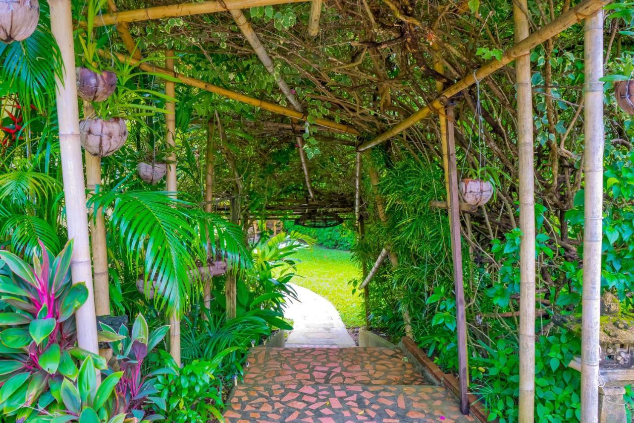Chez Charly Bungalow Nai Yang Beach Екстериор снимка